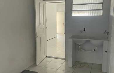 Imagem 15: Alugo casa na Avenida Atlântica praia do Araçagy melhor localização...