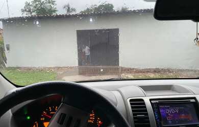 Imagem: A casa possui 2 Dormitórios, 1 Banheiro, 1 Vaga na garagem