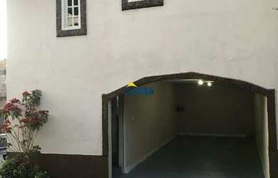 Imagem 7: Excelente Casa com Perfil Comercial - Ideal para Clínicas