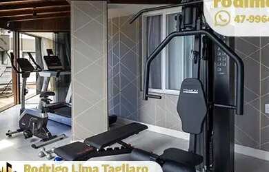 Imagem 4: Apartamento Diferenciado debruçado na orla de Balneário Camboriú, uma...