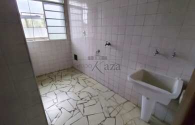 Imagem 7: Oportunidade - Apartamento - Vila Adyana - Edifício Luciana II - 3 Dormitórios...