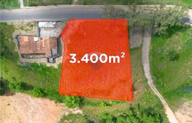 Imagem: O terreno possui 3.400m² de Área e está localizado em Cajueiro
