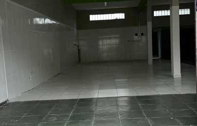 Imagem 5: Ponto comercial/Loja/Box para aluguel tem 240 metros quadrados