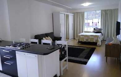 Imagem: O studio possui 1 Dormitório, 1 Banheiro, 1 Vaga na garagem