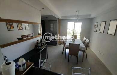 Imagem: O apartamento possui 2 Dormitórios, 2 Banheiros, 2 Vagas na