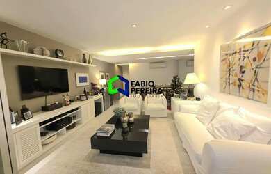 Imagem: O apartamento possui 3 Dormitórios, 5 Banheiros, 2 Vagas na