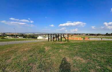 Imagem: O terreno possui 1052m² de Área e Imóvel novo e está localizado