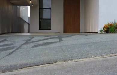 Imagem: A casa em condomínio possui 3 Dormitórios, 3 Banheiros, 4