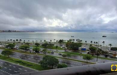 Imagem: O apartamento possui 4 Dormitórios, 4 Banheiros, 3 Vagas na