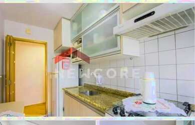 Imagem: O apartamento possui 3 Dormitórios, 1 Banheiro, 1 Vaga na garagem