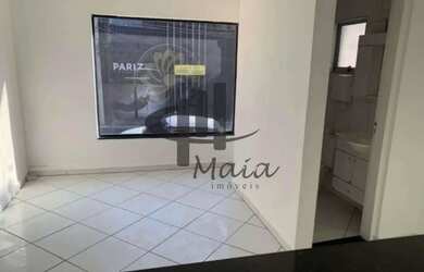 Imagem: A casa possui 1 Dormitório, 2 Banheiros, 2 Vagas na garagem