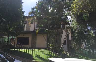 Imagem: A casa em condomínio possui 3 Dormitórios, 4 Banheiros, 5