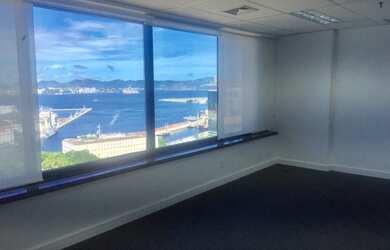 Imagem 5: Excelente Sala 155m2 Toda em Vão Livre com vista para Baia