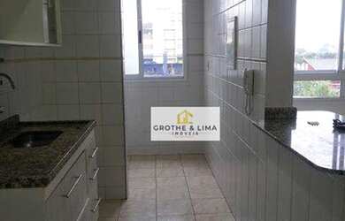 Imagem: O apartamento possui 1 Dormitório, 1 Banheiro, 1 Vaga na garagem