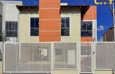 Imagem: A casa possui 3 Dormitórios, 4 Banheiros, 3 Vagas na garagem