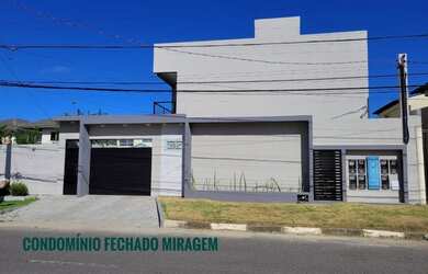 Imagem: A casa em condomínio possui 3 Dormitórios, 3 Banheiros, 1