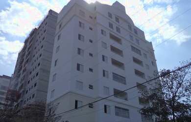 Imagem: O apartamento possui 4 Dormitórios, 1 Banheiro, 3 Vagas na