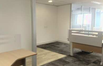 Imagem 11: CONJUNTO COMERCIAL ZONA SUL AVENIDA DAS NAÇÕES UNIDAS MOBILIADO NOVO...