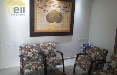 Imagem: O depósito possui 4 Vagas na garagem, 422m² de Área, Imóvel