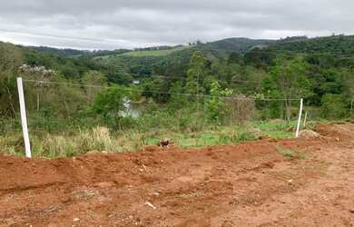 Imagem 16: Terreno 2 km do asfalto. 600m² de Área