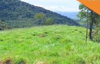 Imagem: O terreno possui 800m² de Área e está localizado em Taboão