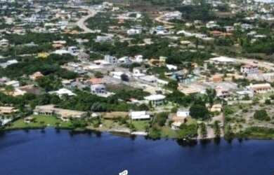 Imagem: A casa em condomínio possui 2 Dormitórios, 3 Banheiros, 4