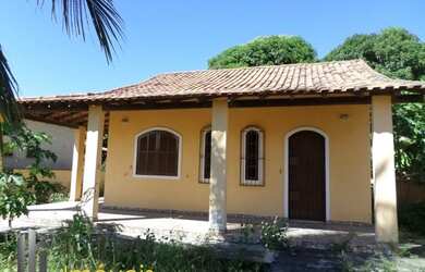 Imagem: A casa possui 2 Dormitórios, 1 Banheiro, 100m² de Área e