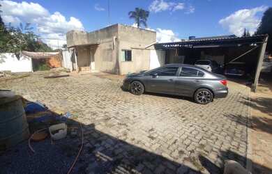 Imagem: A casa em condomínio possui 2 Dormitórios, 2 Banheiros, 5