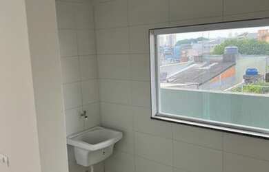 Imagem 9: Saia do Aluguel More ao lado da Estação do monotrilho