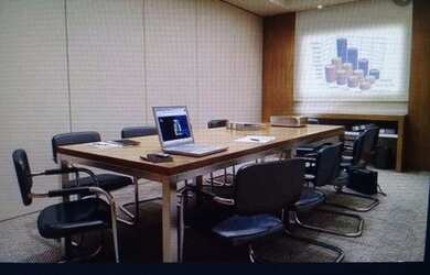 Imagem: O depósito possui 1 Vaga na garagem, 26m² de Área e está