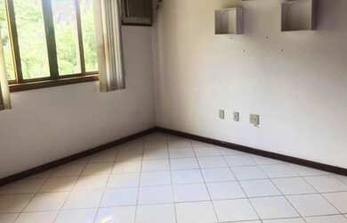 Imagem 14: Alugo Casa de alto padrão no Condomínio Lírios do Campo 4 no Sapê