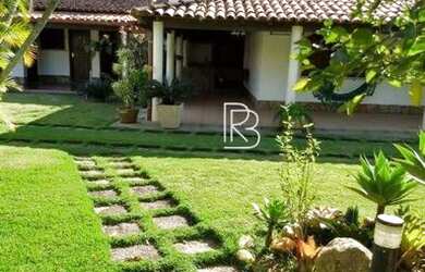 Imagem: A casa possui 3 Dormitórios, 2 Banheiros, 1.200m² de Área