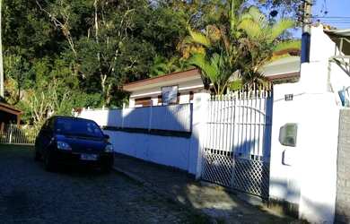 Imagem 4: Casa Quarteirão Ingelhein Ideal para investidores Alugada por R$ 6.000,00