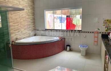 Imagem 1: Venda Casa JARDIM EUROPA. 100m² de Área, 4 Vagas na garageme2 Dormitórios