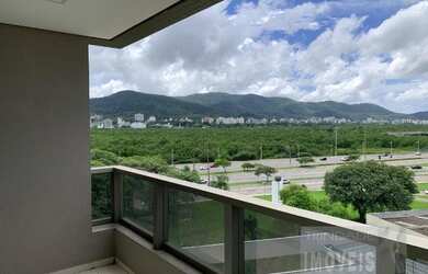 Imagem: O apartamento possui 3 Dormitórios, 4 Banheiros, 3 Vagas na