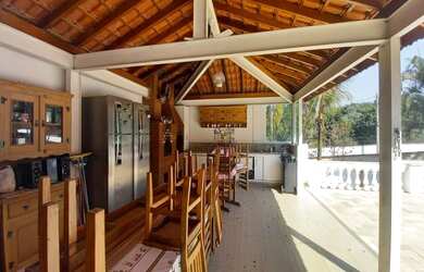 Imagem: A casa em condomínio possui 3 Dormitórios, 1 Banheiro, 793m²