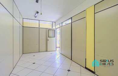 Imagem: O depósito possui 5 Vagas na garagem, 375m² de Área, Imóvel