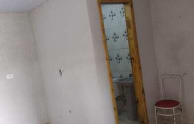 Imagem: A casa em condomínio possui 2 Dormitórios, 1 Banheiro, 1 Vaga