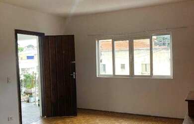 Imagem: A casa possui 3 Dormitórios, 2 Banheiros, 1 Vaga na garagem