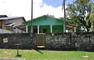 Imagem: A casa possui 2 Dormitórios, 2 Banheiros, 85m² de Área e