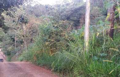 Imagem: O terreno possui 612m² de Área e está localizado em Chácara