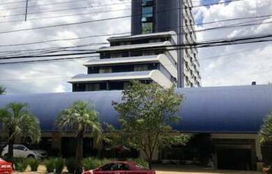 Imagem: O apartamento possui 1 Dormitório, 1 Banheiro, 1 Vaga na garagem