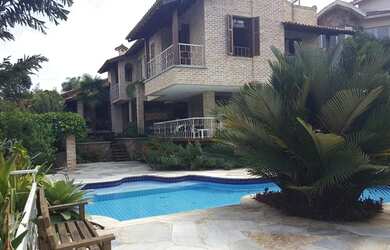 Imagem: A casa em condomínio possui 3 Dormitórios, 5 Banheiros, 4