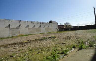 Imagem 3: Galpão/Depósito/Armazém para venda possui 2830 metros quadrados em...
