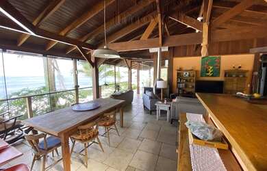 Imagem 7: Casa alto padrão de frente ao mar na praia de Boiçucanga - São Sebastião...