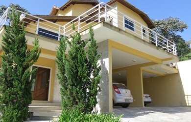 Imagem: A casa em condomínio possui 3 Dormitórios, 5 Banheiros, 4