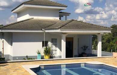 Imagem: A chácara possui 3.000m² de Área e está localizado em City