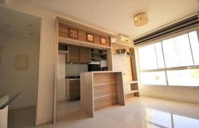 Imagem: O apartamento possui 3 Dormitórios, 2 Banheiros, 1 Vaga na