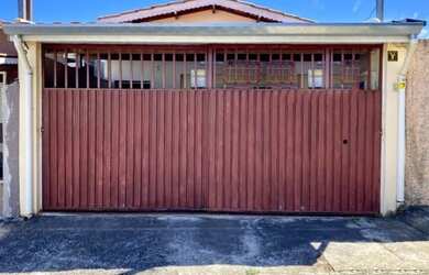 Imagem: A casa possui 2 Dormitórios, 2 Banheiros, 2 Vagas na garagem