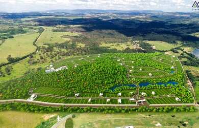Imagem: O terreno possui 565m² de Área e está localizado em Parque